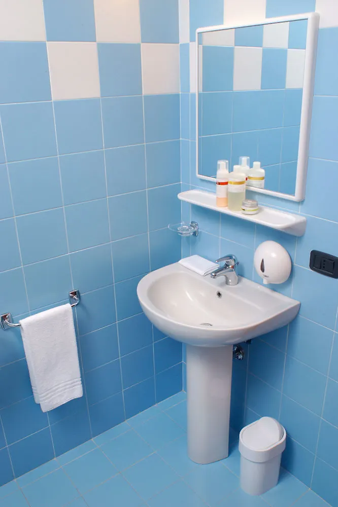 *** Апарт-отель La Cordata Accommodation - Zumbini 6 Милан Италия